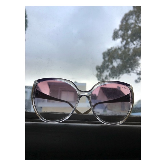 Vintage Vogue Cat Eye Sunglasses - Picture 3 of 5